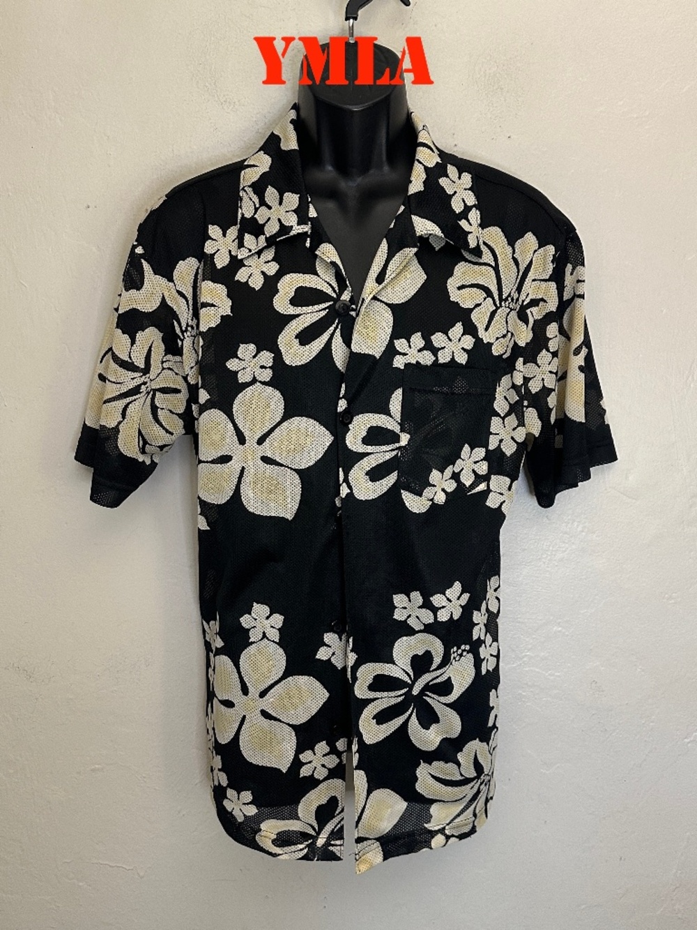 YMLA Mesh Short Sleeve Shirt 22.5" armpit to armpit unstretched Gently worn
